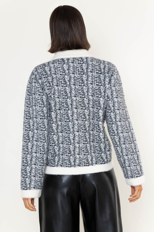 Carraig Donn Grey & White Knit Collar With Patch Pockets Cardigan