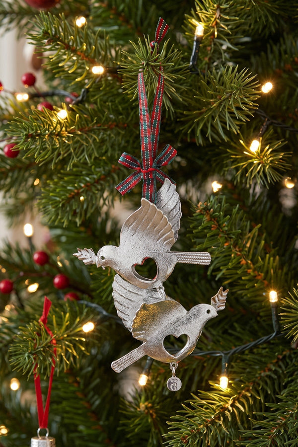 Carraig Donn Heirloom Turtle Doves Christmas Tree Decoration