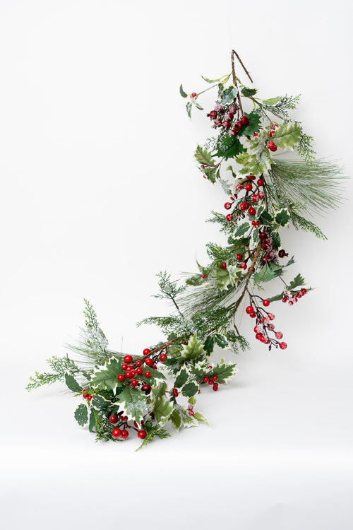 Red Berry & Holly Christmas Garland