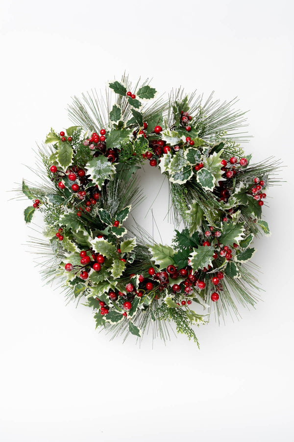 Carraig Donn Holly Wreath