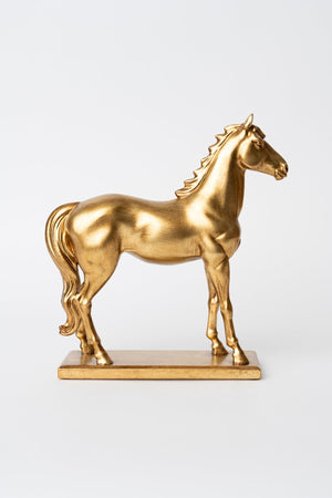 Carraig Donn Horse Decor