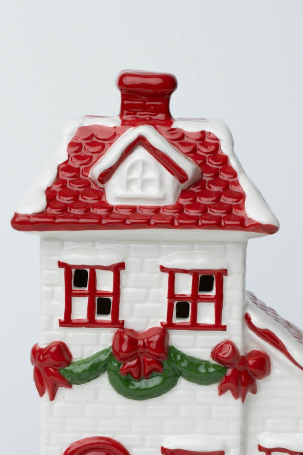 Carraig Donn House With Red Door