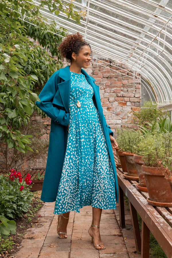 Carraig Donn Kate Teal Animal Print A-Line Long Sleeve Midi Dress