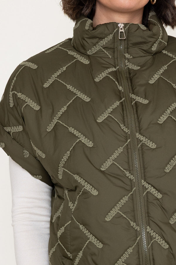 Carraig Donn Khaki Embroidered Quilted Zip Pocket Gilet