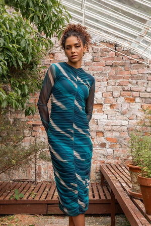 Carraig Donn Kimora Teal Print Bodycon Long Sleeve Midi Dress