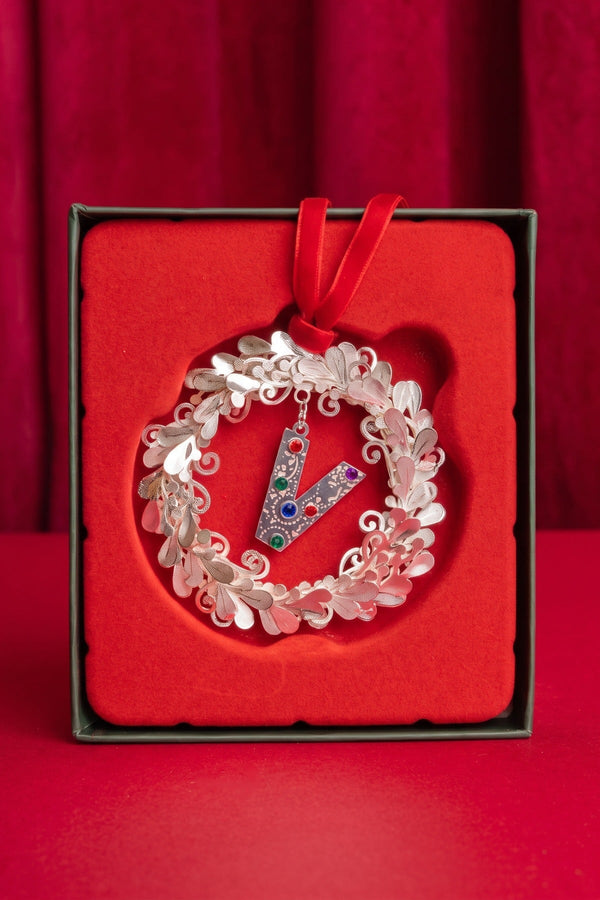 Carraig Donn Letter V Metal Wreath With Red Ribbon Christmas Tree Decoration
