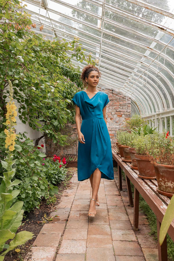 Carraig Donn Naomi Teal Satin A-Line Short Sleeve Midi Dress