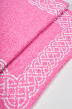 Carraig Donn Pink & Cream Knit Celtic Knot Design Reversable Scarf