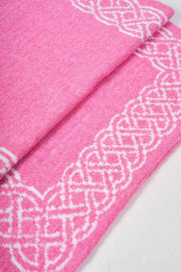 Carraig Donn Pink & Cream Knit Celtic Knot Design Reversable Scarf