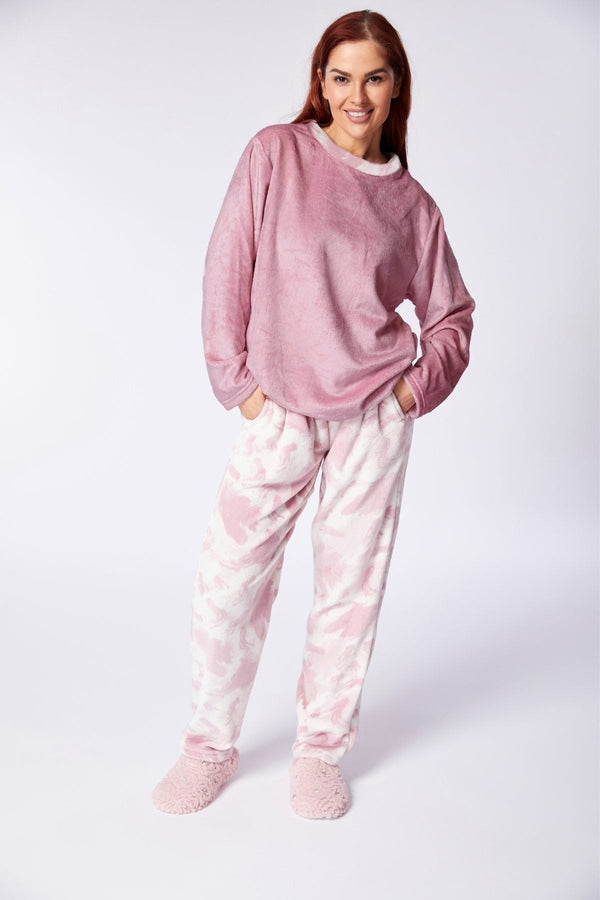 Carraig Donn Pink Floral Print Luxury Fleece Pyjama Set
