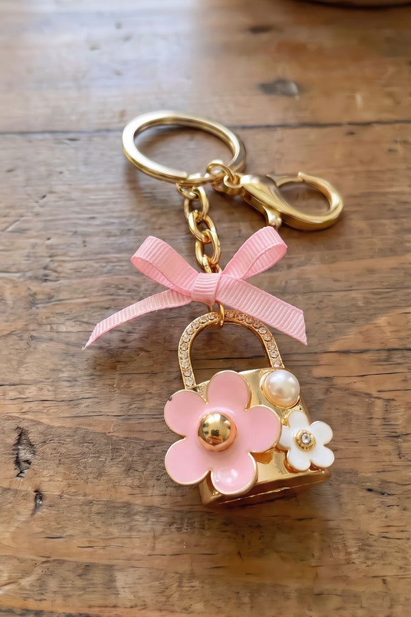 Carraig Donn Pink Lock Shaped Keyring