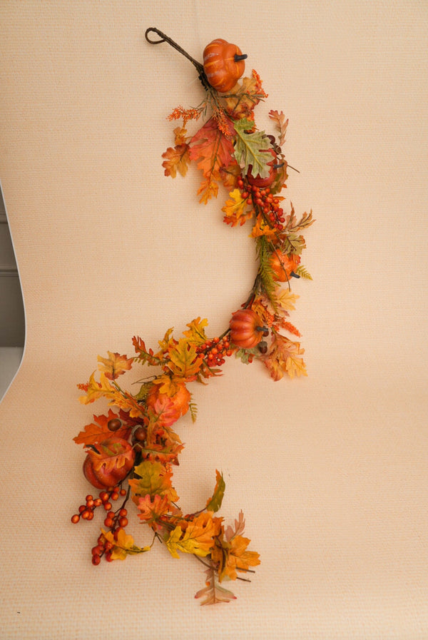Carraig Donn Pumpkin Garland
