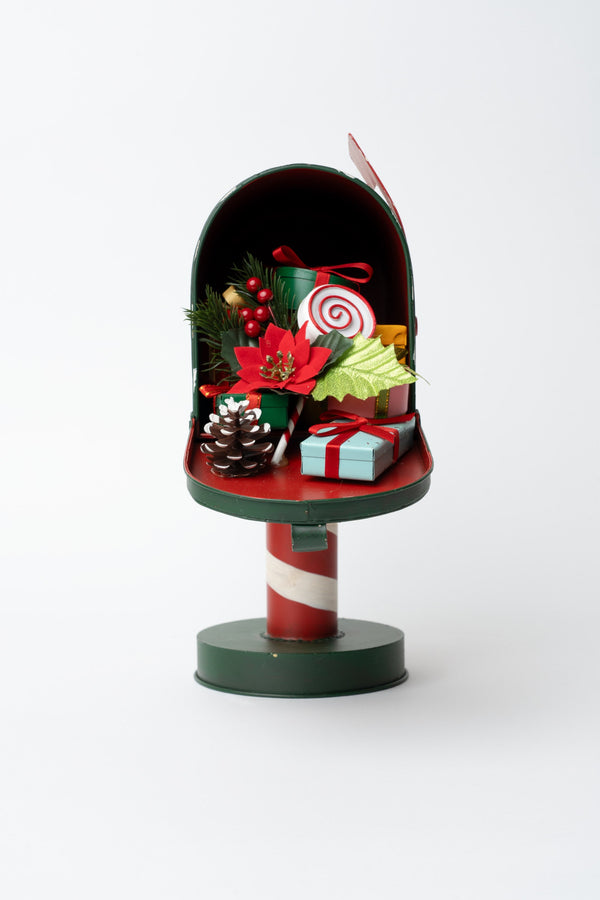 Carraig Donn Red Metal Merry Christmas Mailbox Decoration