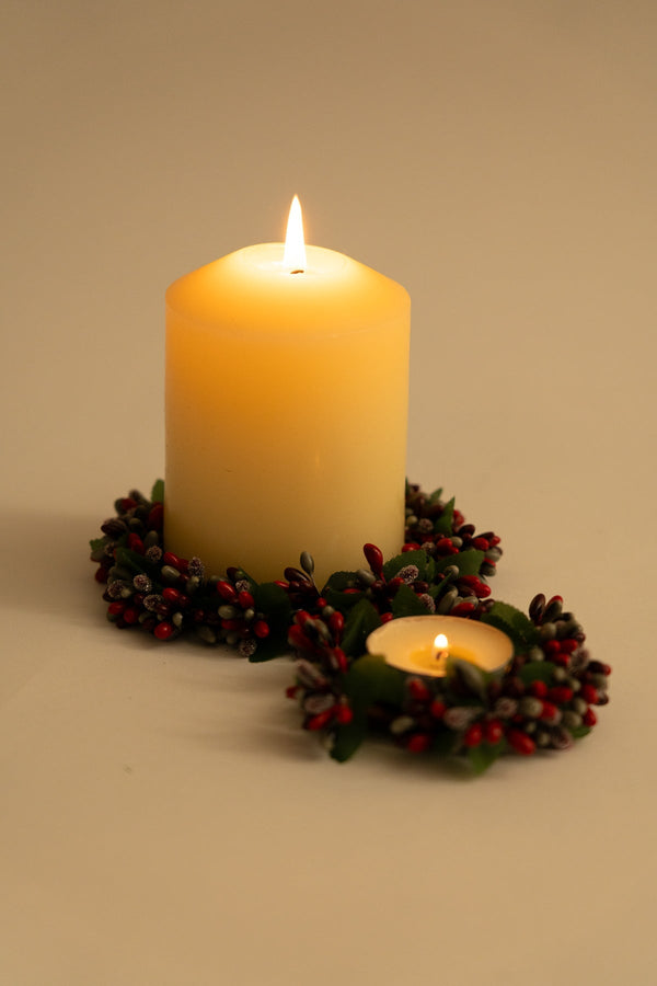 Carraig Donn Red Mini Berry Dinner Candle Ring