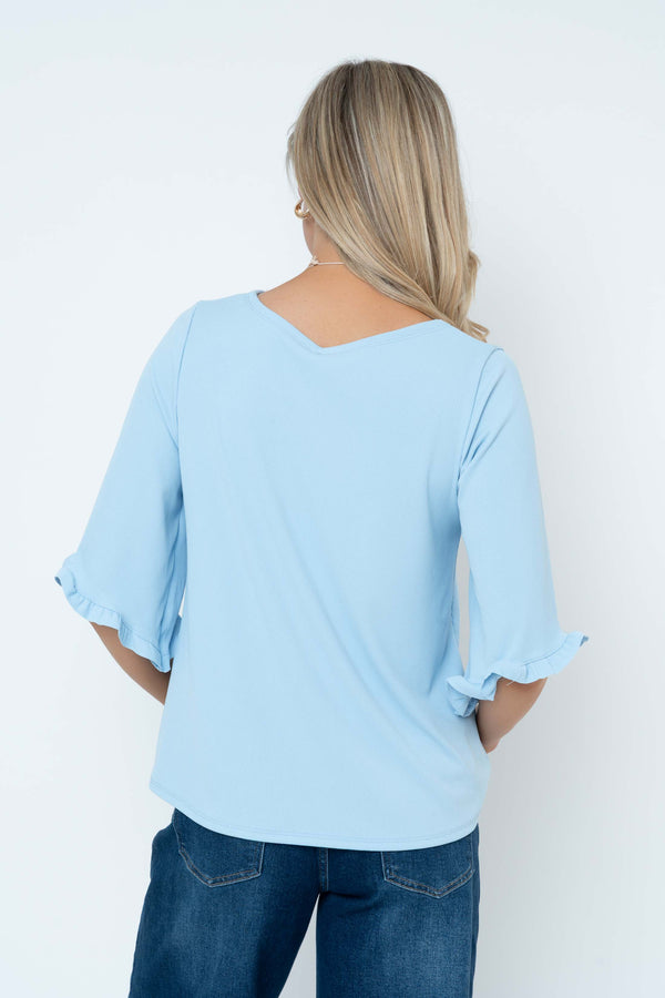 Carraig Donn Rib 3/4 Sleeve Top With Necklace in Blue