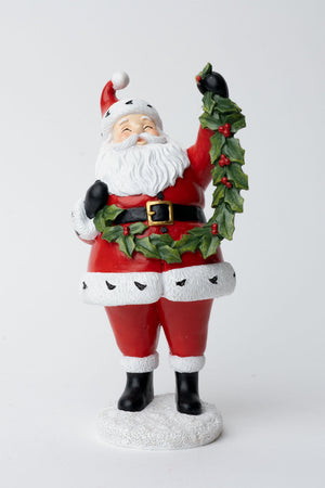 Carraig Donn Santa With Garland
