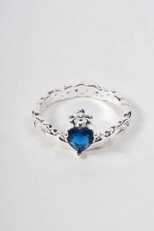 Carraig Donn Sapphire Stone Claddagh Ring - Size 7.5