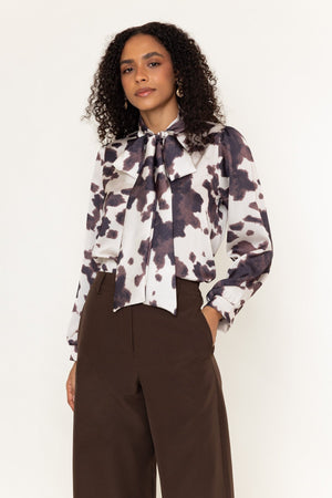 Carraig Donn Sasha Animal Print Long Sleeve Blouse