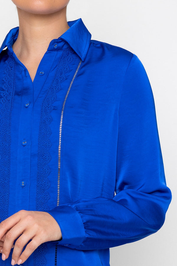 Carraig Donn Scallop Placket Satin Blouse