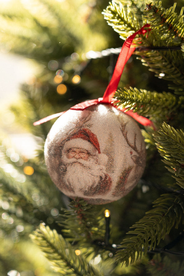 Carraig Donn Set Of 14 Santa Christmas Baubles
