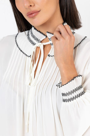 Carraig Donn Shirred Collar Blouse
