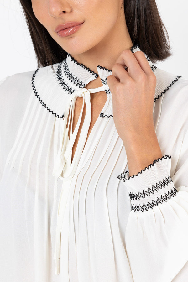 Carraig Donn Shirred Collar Blouse