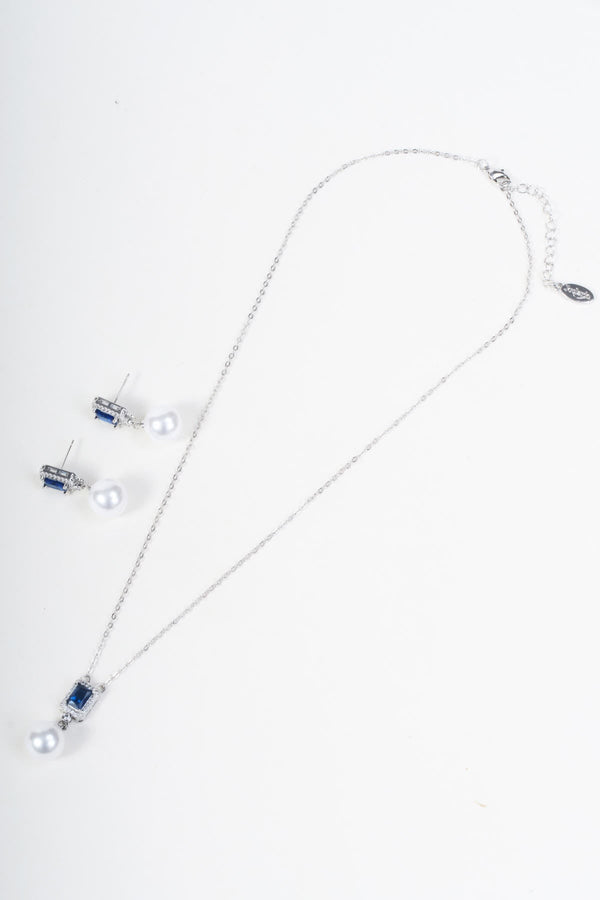 Carraig Donn Silver Blue Stone & Faux Pearl Drop Pendant Necklace