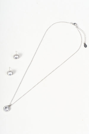 Carraig Donn Silver & Clear Stone Round Pendant Necklace & Earring Set