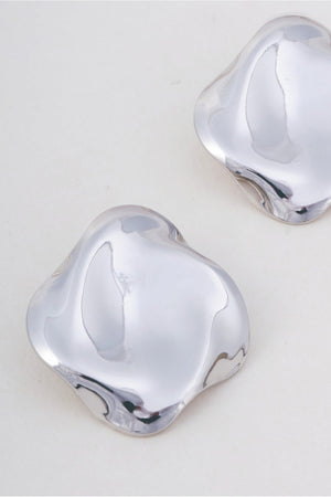 Carraig Donn Silver Large Square Wave Stud Earrings