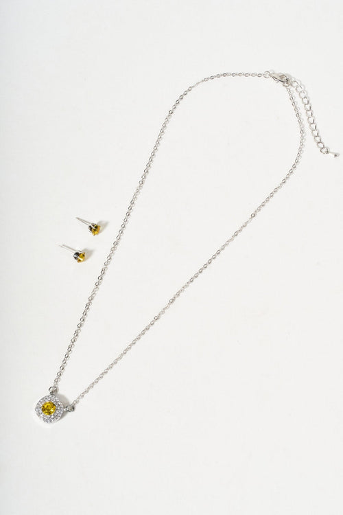 Carraig Donn Silver Yellow Gemstone Radiant Cut Pendant Necklace & Earring Set