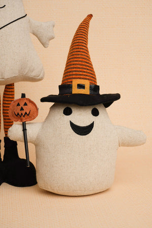 Carraig Donn Sitting Ghost Halloween Decoration