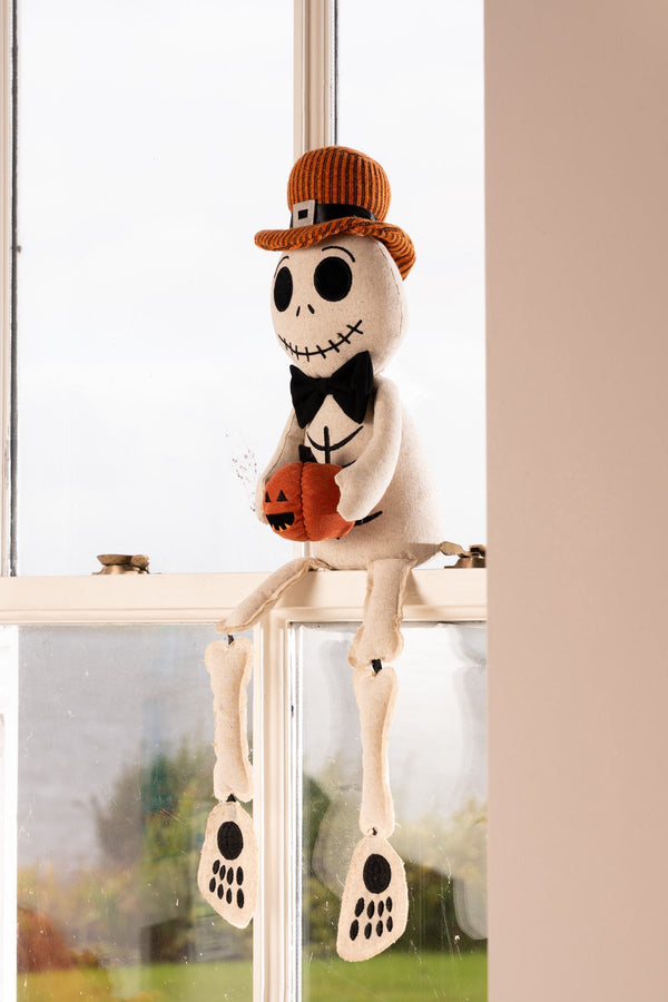 Carraig Donn Skeleton Dangly Halloween Decoration