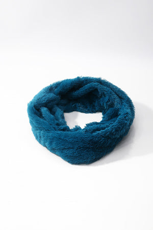 Carraig Donn Teal Faux Fur Snood