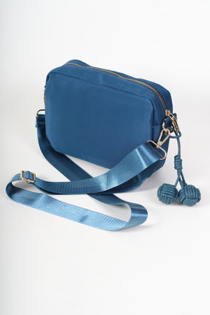 Carraig Donn Teal Nylon Quilted Charm Camera Bag