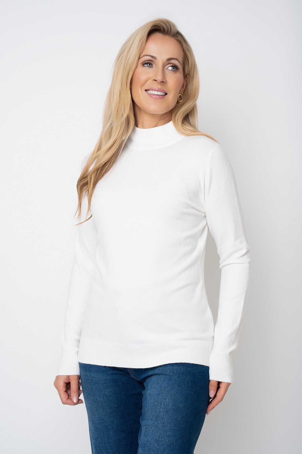 White Cashmere Blend Turtleneck Knit Jumper