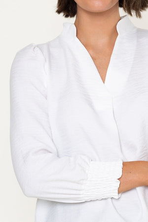 Carraig Donn White Collarless Long Sleeve Top