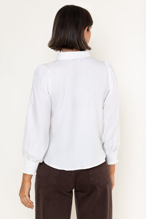 Carraig Donn White Collarless Long Sleeve Top