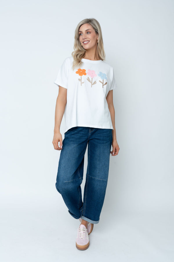 Carraig Donn White Floral Applique Cotton Dip Hem T-Shirt