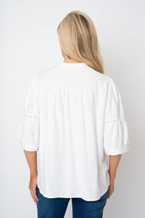 Carraig Donn White Viscose Button Down Collarless 3/4 Sleeve Blouse