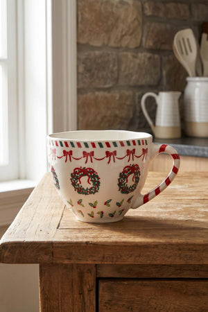 Carraig Donn Wreath Print Bone China Gift Box Christmas Mug