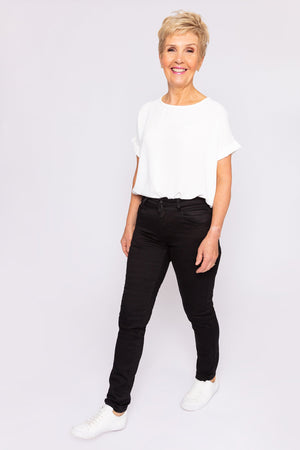Carraig Donn 2 Button Jeans in Black