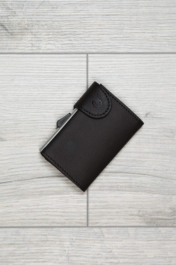 Carraig Donn Bank Cards Protector Wallet in Black