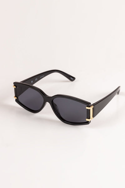 Carraig Donn Black and Gold Framed Sunglasses