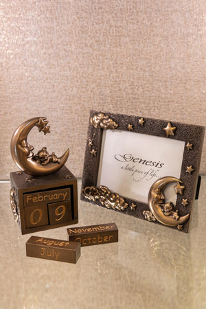Carraig Donn Bronze Moon and Teddy Photo Frame