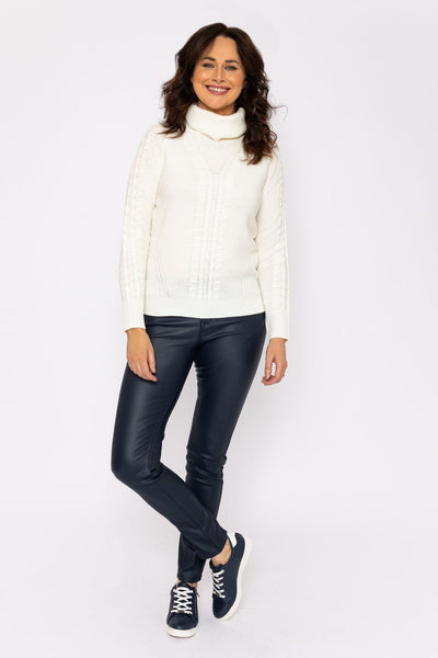 Carraig Donn Cable Knit Polo in White