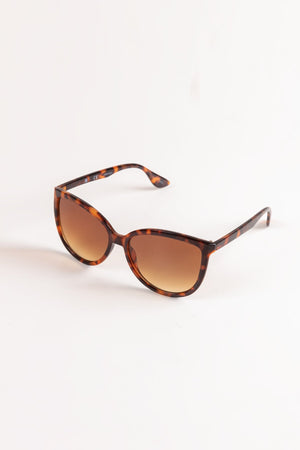 Cateye Tortoise Shell Frame Sunglasses