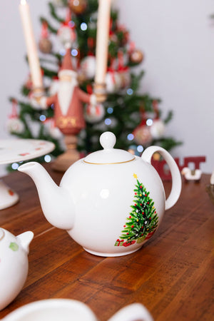 Christmas Tree Dinner Teapot