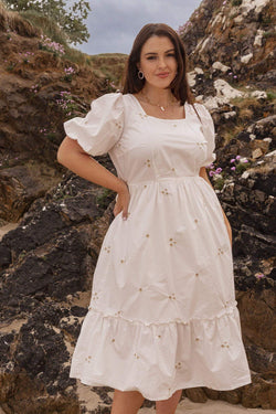 Carraig Donn Curve - Petra Midi Dress in White