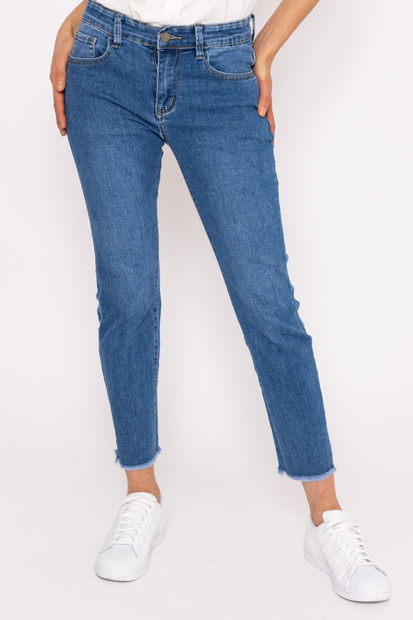 Frayed Hem Jeans in Denim - Trousers