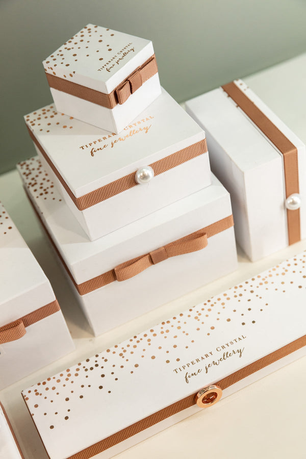 Carraig Donn Infinity Rings Pendant in Rose Gold